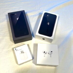 Apple IPhone IOS Empty Boxes